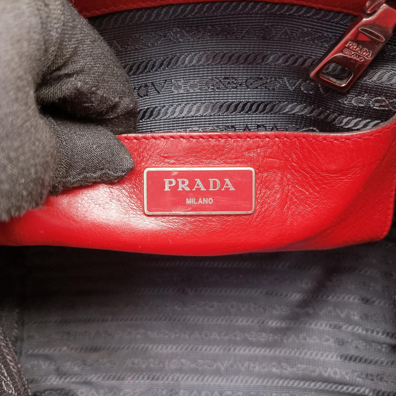 Twin Pocket Winged Tote Red Leather BN2619 12 113ツイン ポケット ウィング トート レッド レザー BN2619 12 113