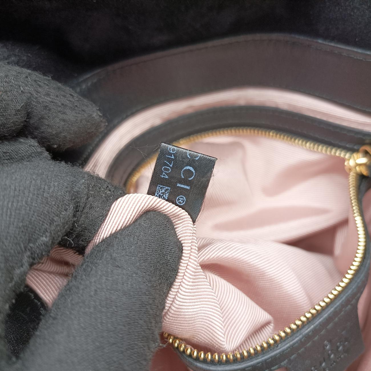 ArliBlackSuede550126G027491704アリーブラックスエード550126G027491704