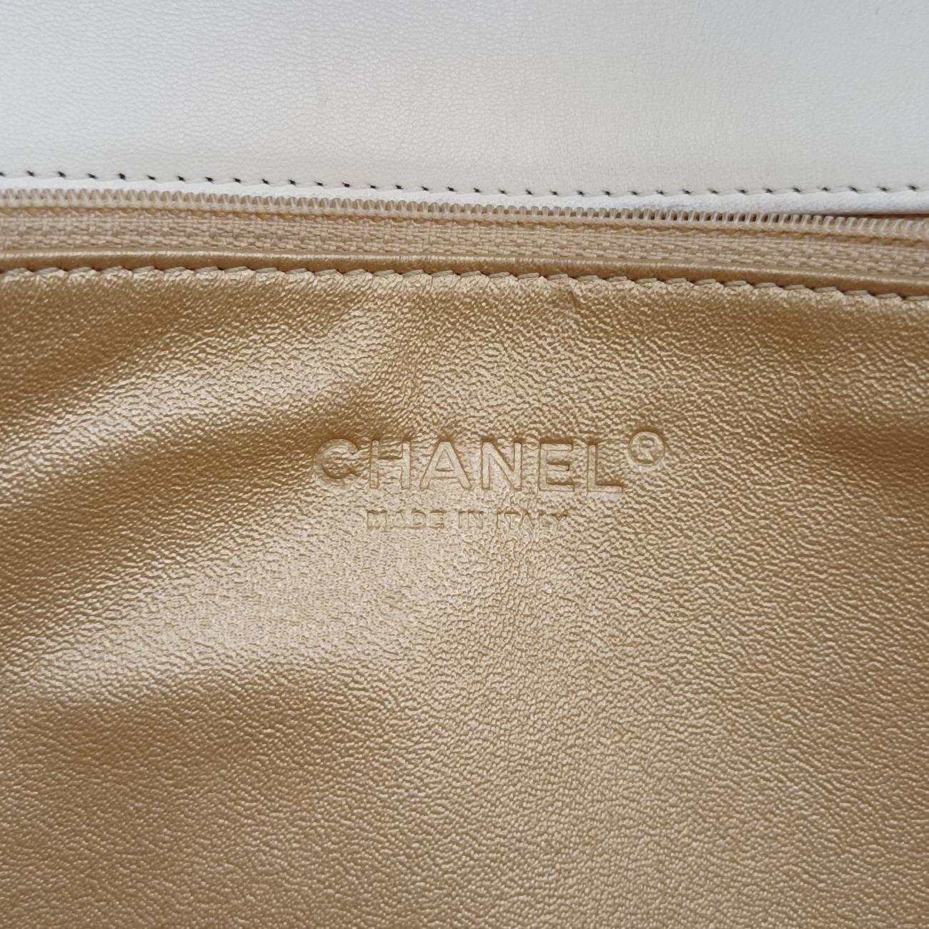 BOY CHANELWhitelambskinA6754617742353ボーイシャネルホワイトラムスキンA6754617742353