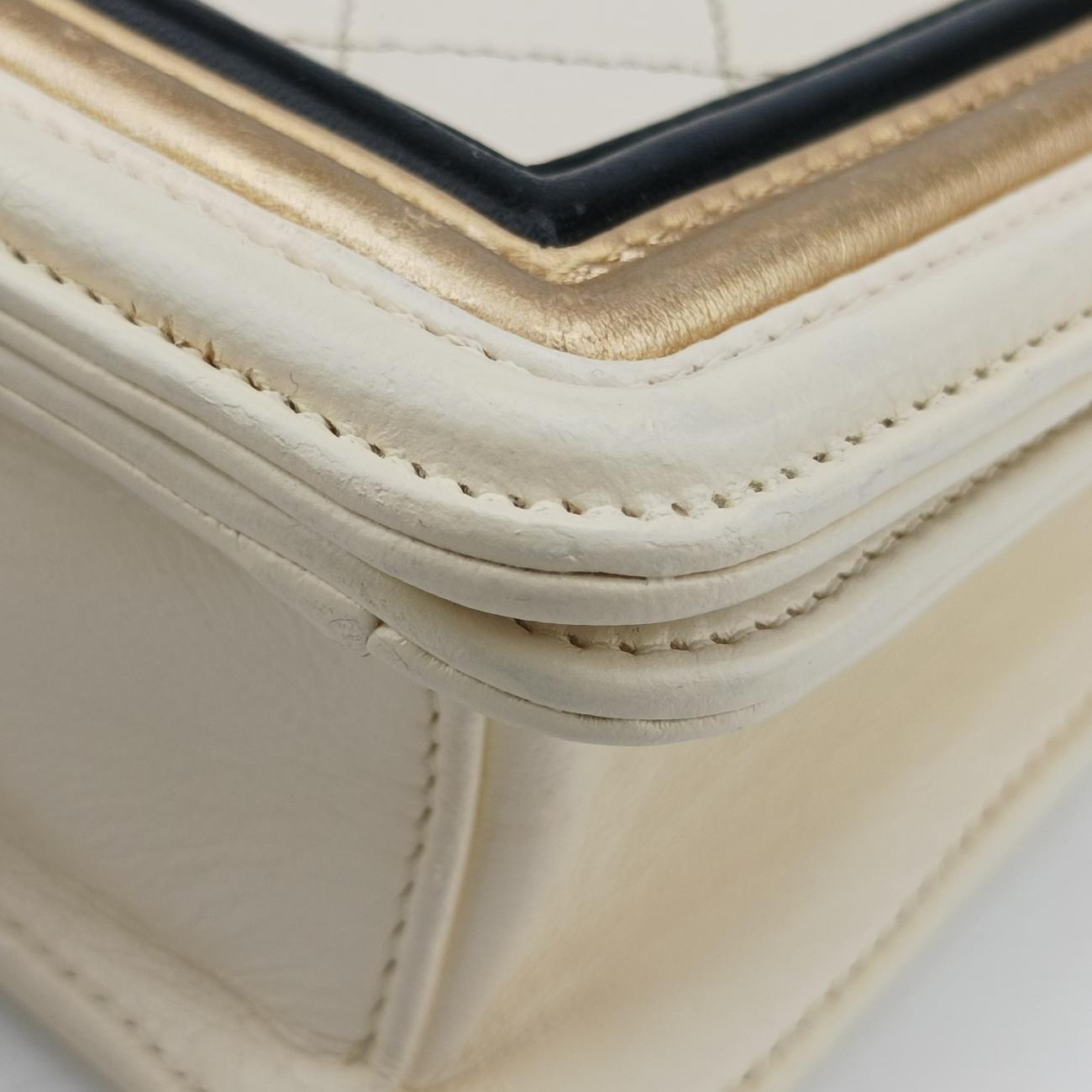 BOY CHANELWhitelambskinA6754617742353ボーイシャネルホワイトラムスキンA6754617742353