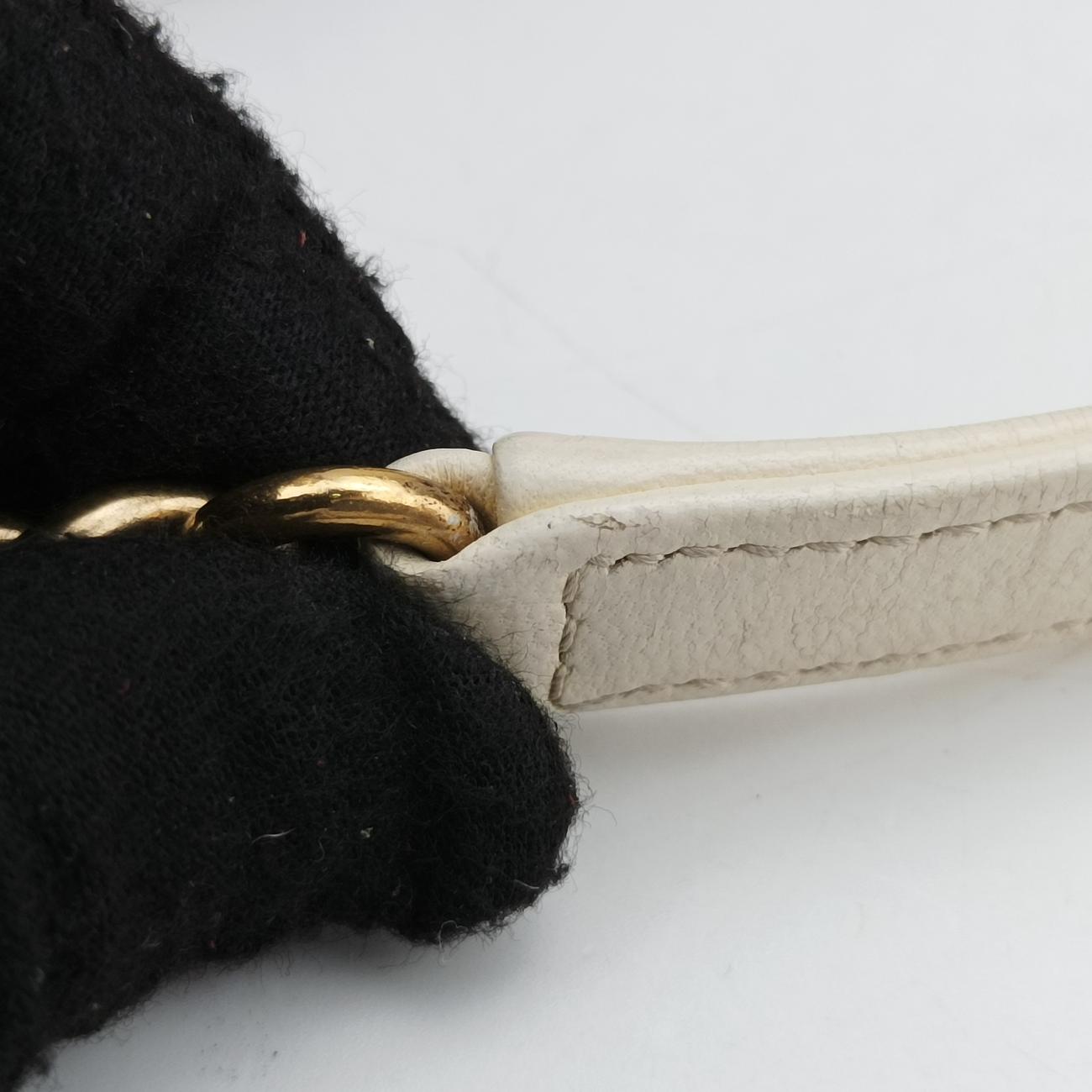 BOY CHANELWhitelambskinA6754617742353ボーイシャネルホワイトラムスキンA6754617742353