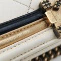 BOY CHANELWhitelambskinA6754617742353ボーイシャネルホワイトラムスキンA6754617742353