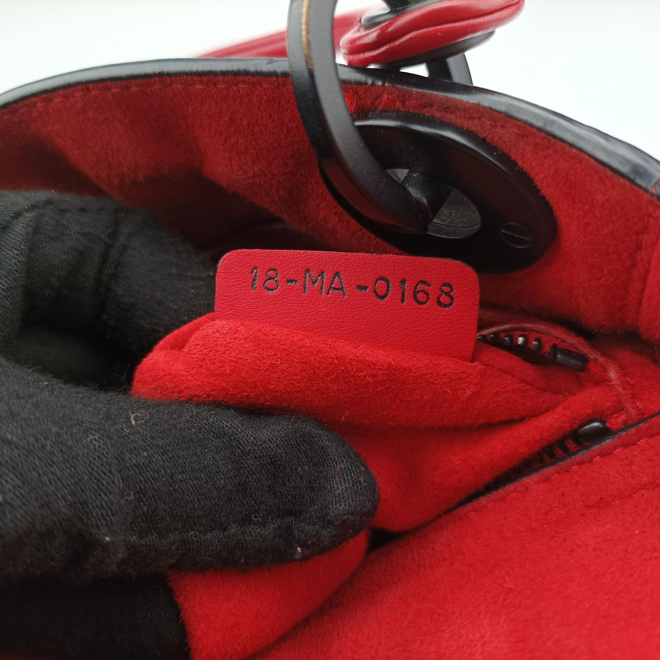 レディ ディオール カナージュ スタッズ ミニRedlambskin18-MA-0168レディ ディオール カナージュ スタッズ ミニレッドラムスキン18-MA-0168