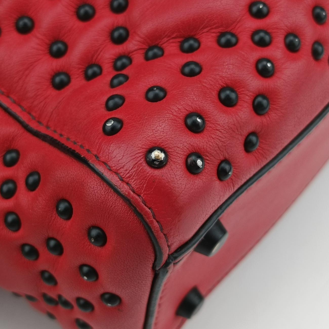 レディ ディオール カナージュ スタッズ ミニRedlambskin18-MA-0168レディ ディオール カナージュ スタッズ ミニレッドラムスキン18-MA-0168