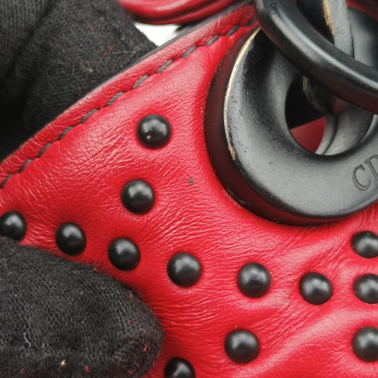 レディ ディオール カナージュ スタッズ ミニRedlambskin18-MA-0168レディ ディオール カナージュ スタッズ ミニレッドラムスキン18-MA-0168