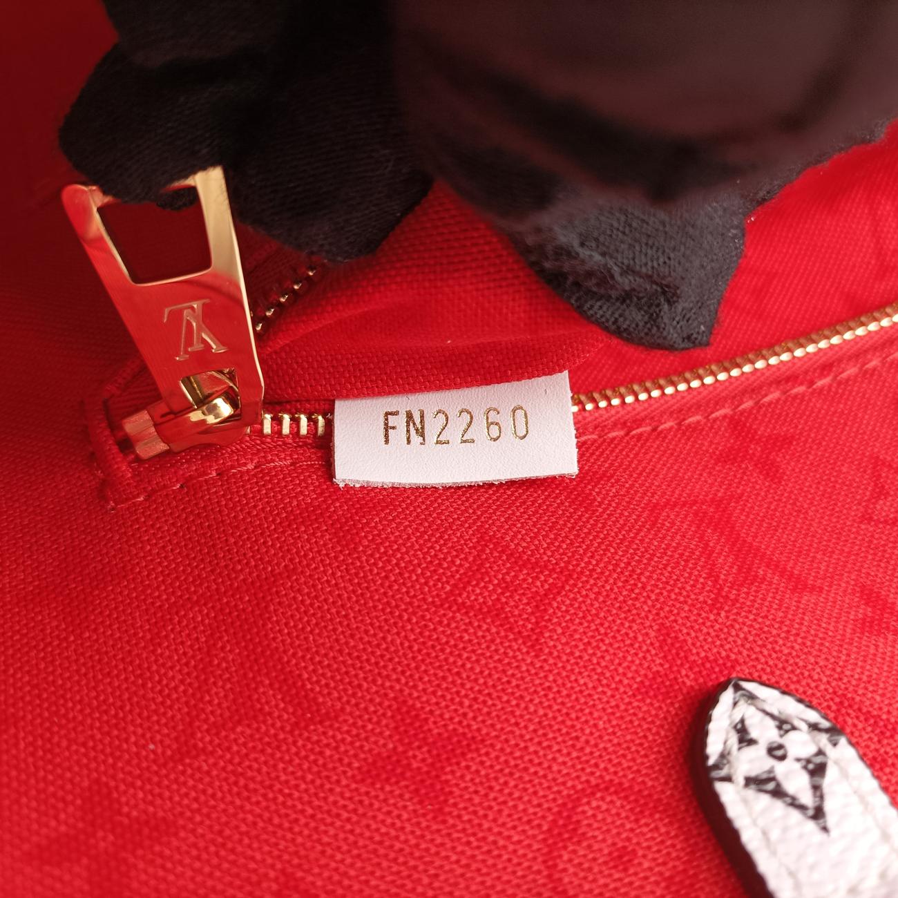 On the Go GMwhite×ROUGEMonogram GiantM45356FN2260オンザゴーGMホワイト×ルージュモノグラム ジャイアントM45356FN2260