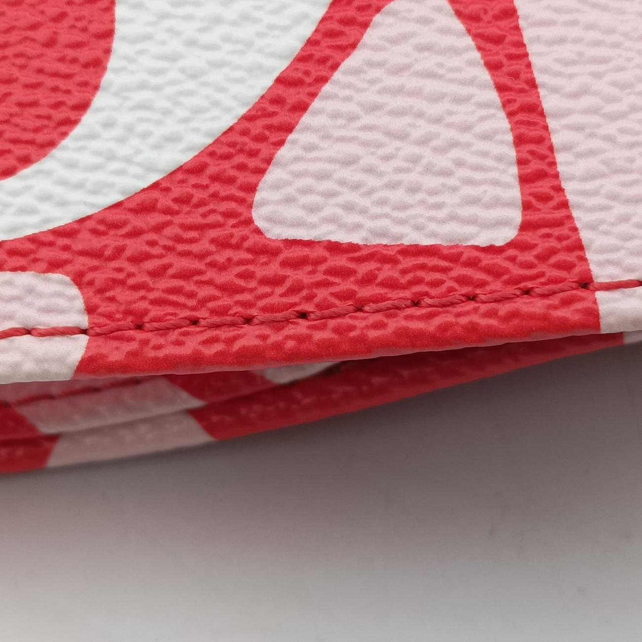 On the Go GMwhite×ROUGEMonogram GiantM45356FN2260オンザゴーGMホワイト×ルージュモノグラム ジャイアントM45356FN2260