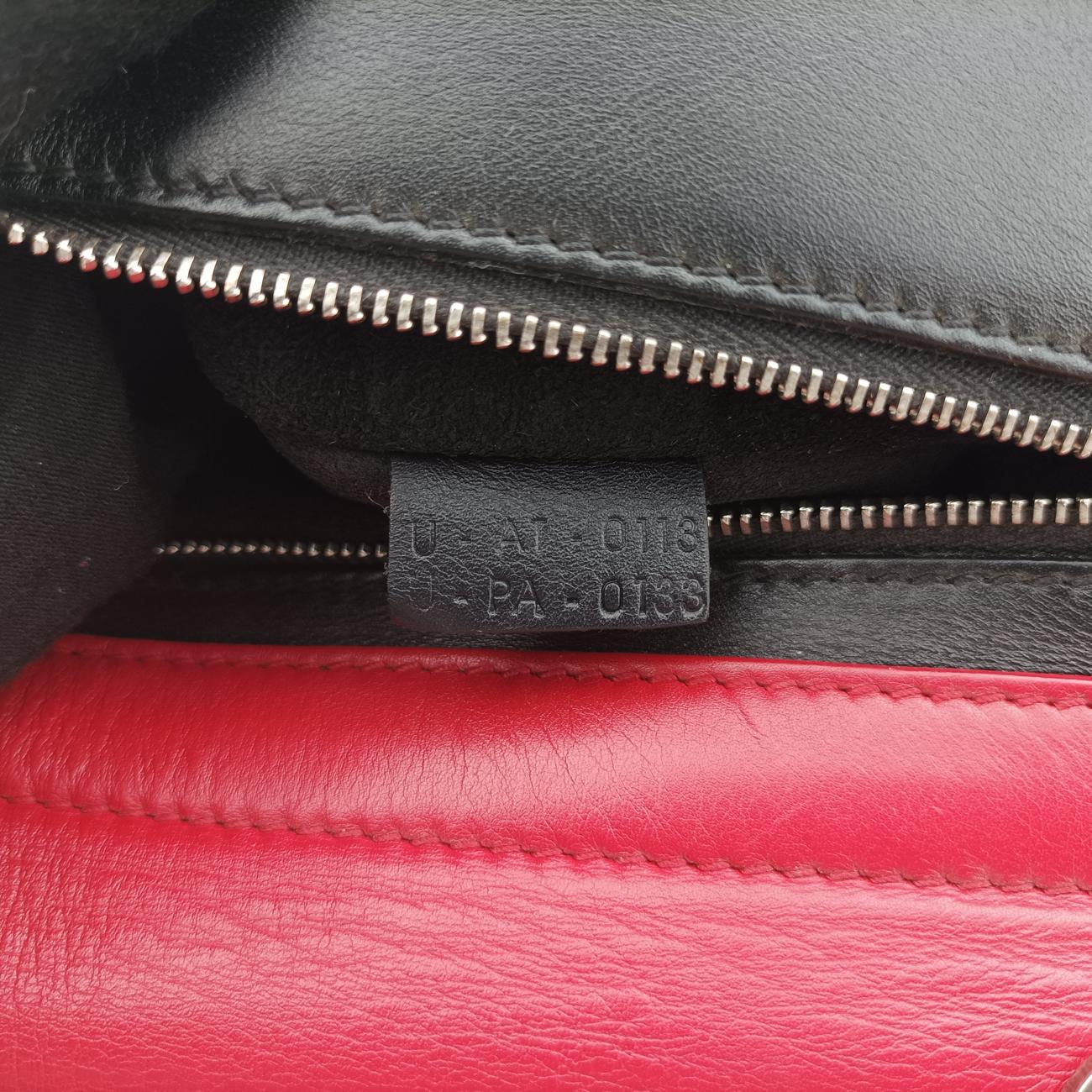 Trapèze MediumMulticolourLeatherU-AT-0113 U-PA-0133トラペーズミディアムレッド×ブラック×ホワイトレザーU-AT-0113 U-PA-0133