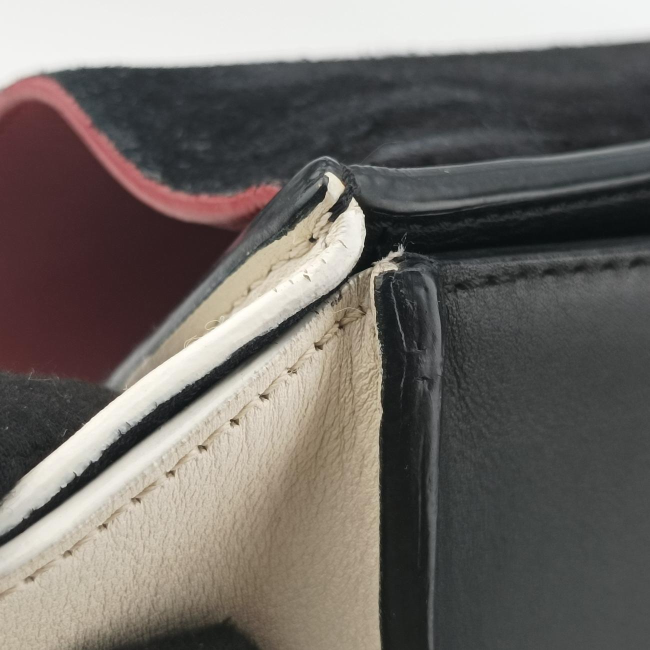 Trapèze MediumMulticolourLeatherU-AT-0113 U-PA-0133トラペーズミディアムレッド×ブラック×ホワイトレザーU-AT-0113 U-PA-0133
