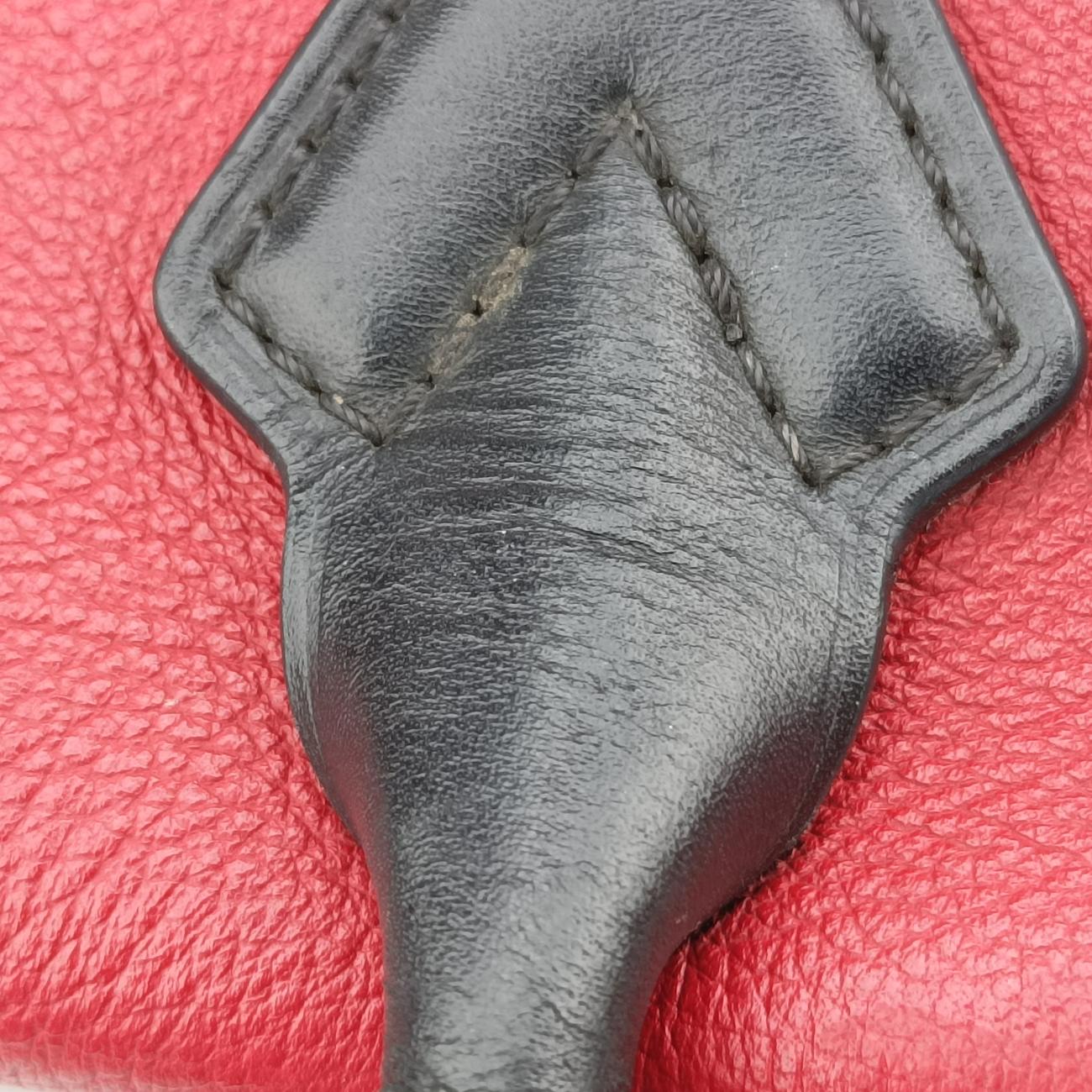 Tote W BBスリーズMonogram TuftagexVeau CachemireM94629SP0145トートW BBスリーズヴォーカシミールレザーM94629SP0145