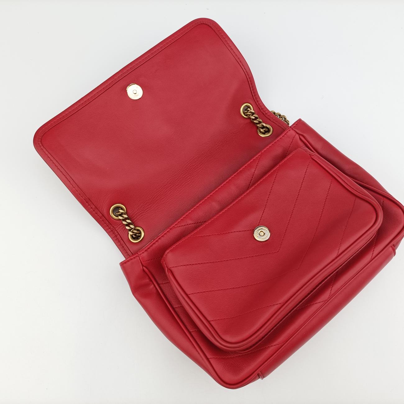 NikiRedLeather533037GNR533037.1119ニキレッドレザー533037GNR533037.1119