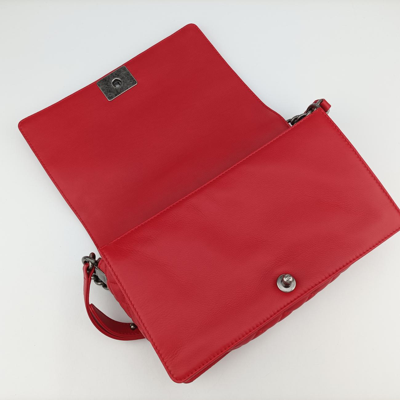 BOY CHANELRedLeatherA6794818909593ボーイシャネルレッドレザーA6794818909593