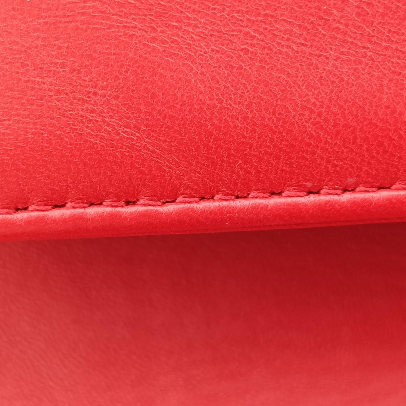 BOY CHANELRedGaluchat Stingray ×lambskinA6713716708938ボーイシャネルレッドガルーシャ スティングレイ×ラムスキンA6713716708938