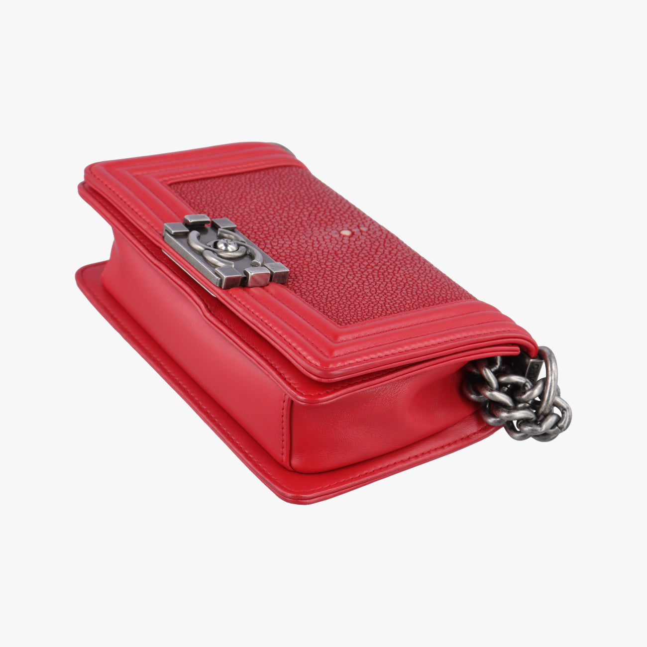 BOY CHANELRedGaluchat Stingray ×lambskinA6713716708938ボーイシャネルレッドガルーシャ スティングレイ×ラムスキンA6713716708938