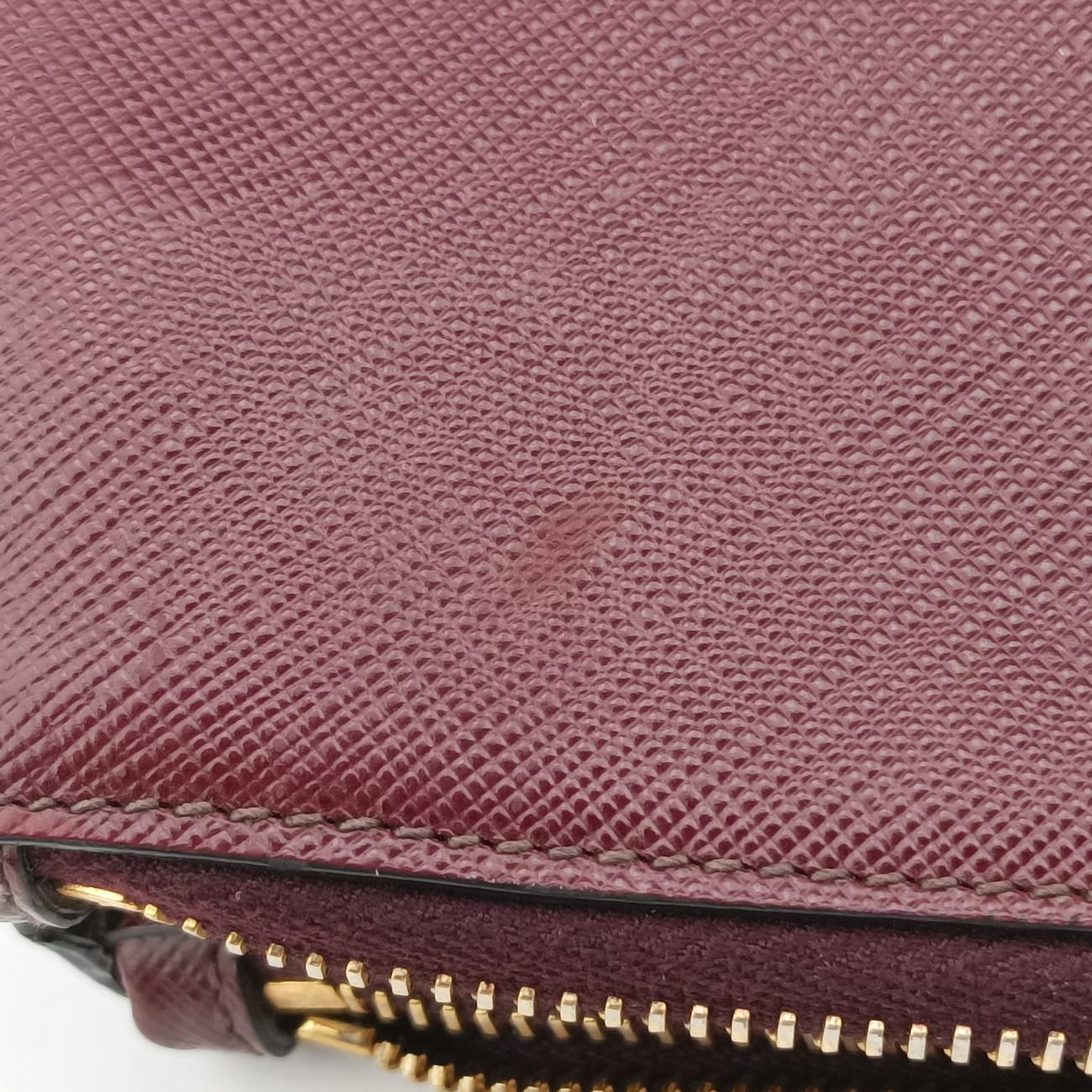 GalleriaBurgundy×BlackSAFFIANO LeatherBN22747 V 208ガレリアワインレッド×ブラックサフィアーノレザーBN22747 V 208