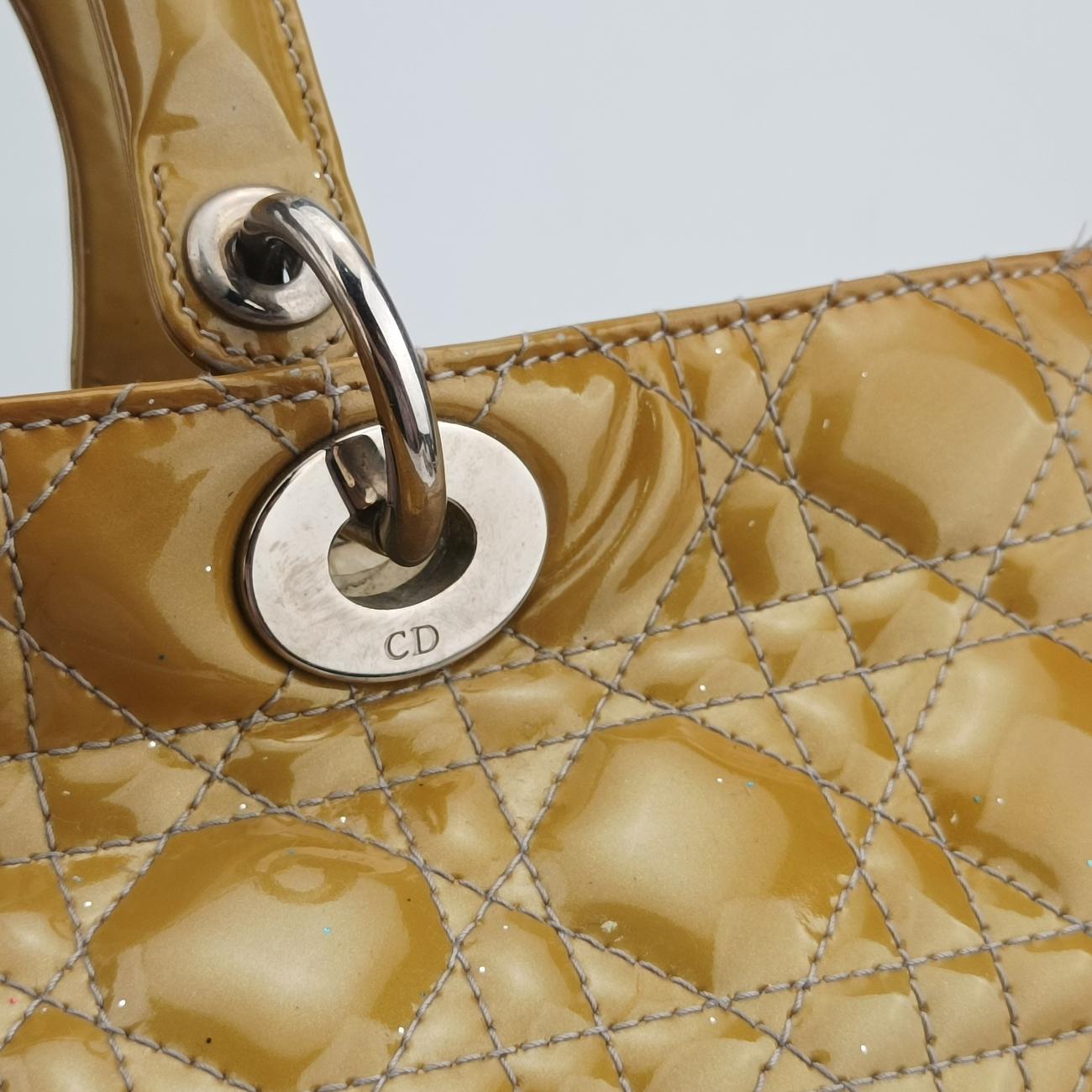 Lady DiorYellowPatent18AMA-0111レディディオール ラージイエローパテント18AMA-0111