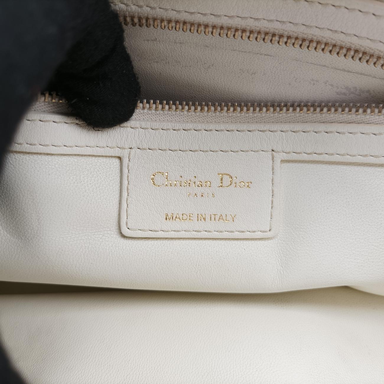 DiorlingWhiteLeather01-BO-0133ディオールリングホワイトレザー01-BO-0133