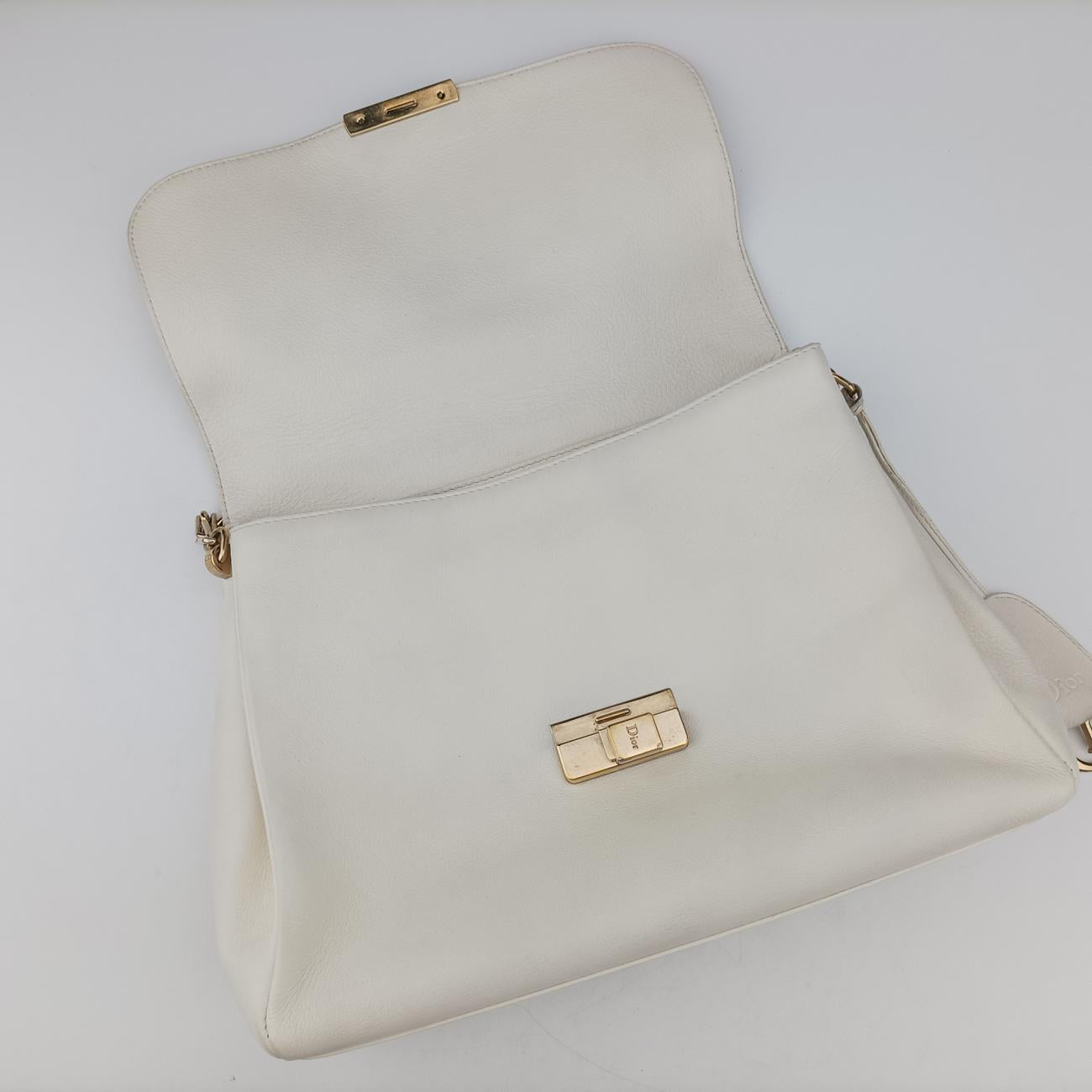 DiorlingWhiteLeather01-BO-0133ディオールリングホワイトレザー01-BO-0133