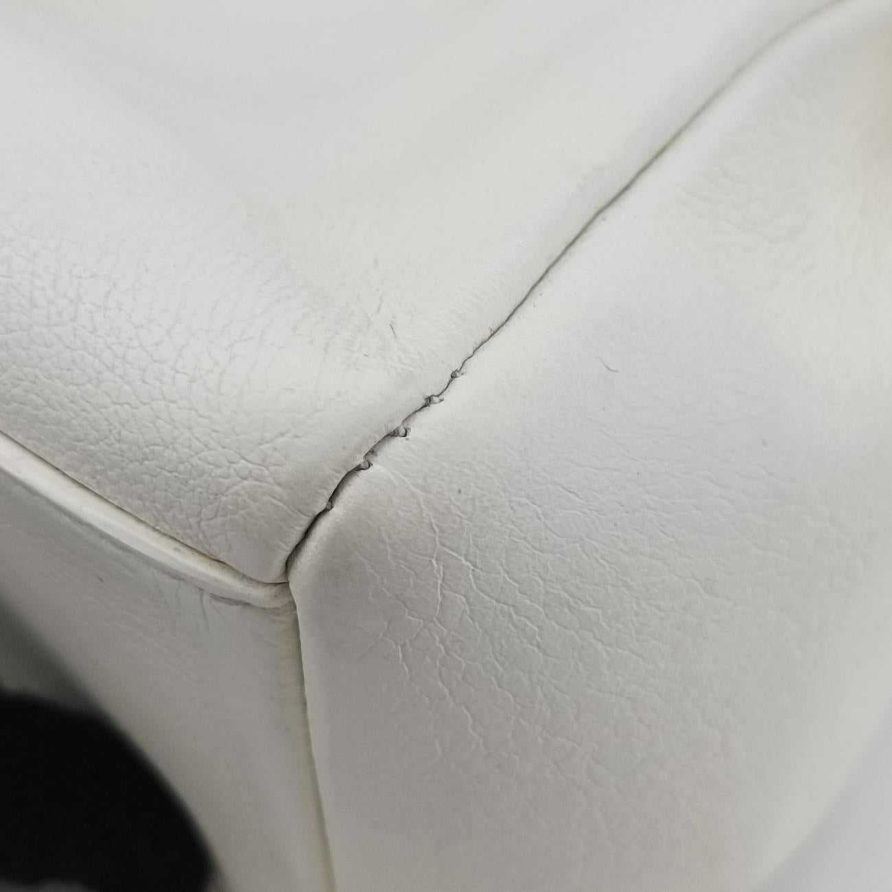 DiorlingWhiteLeather01-BO-0133ディオールリングホワイトレザー01-BO-0133