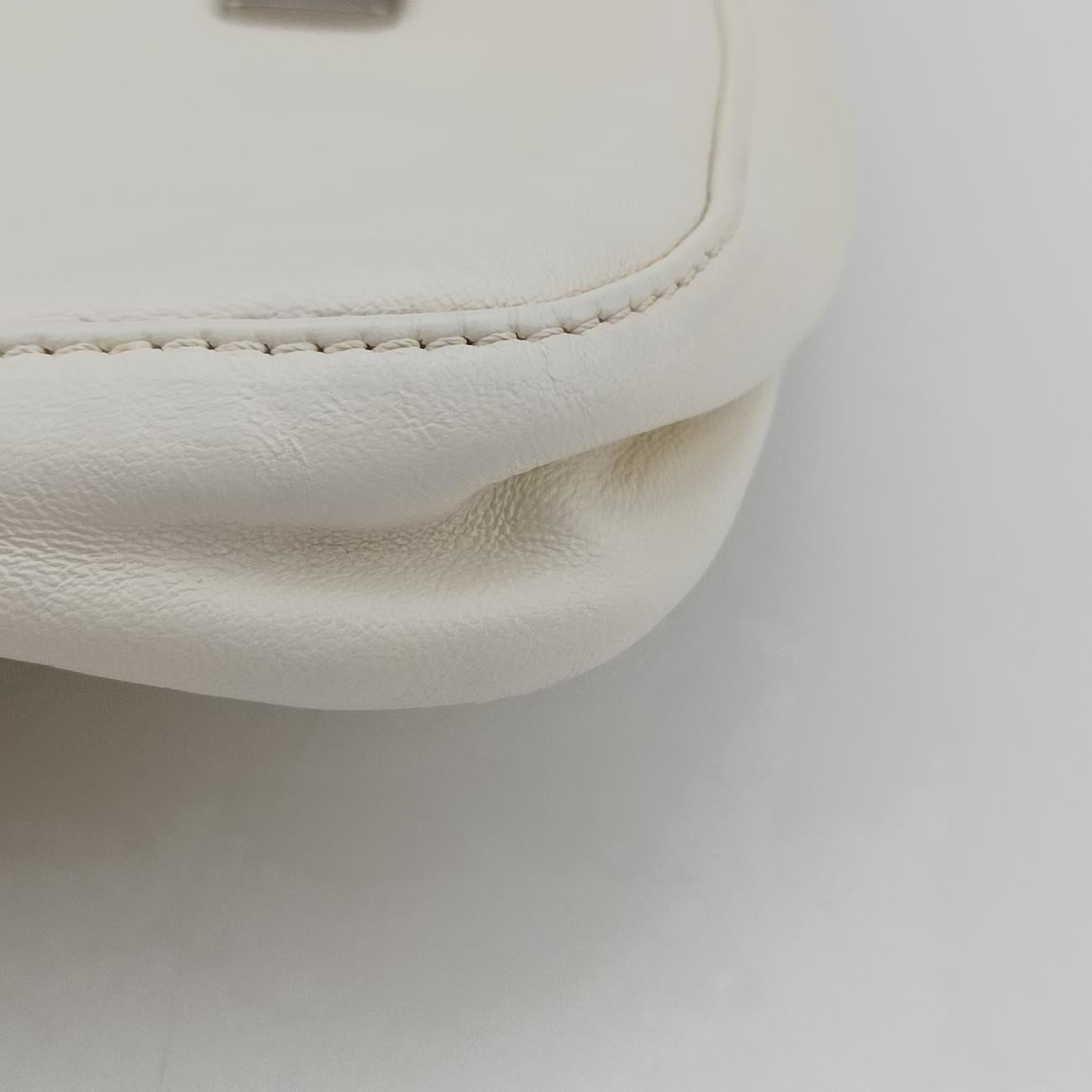 BaguetteWhitelambskin264242579-26424-008マンマバケットホワイトラムスキン264242579-26424-008