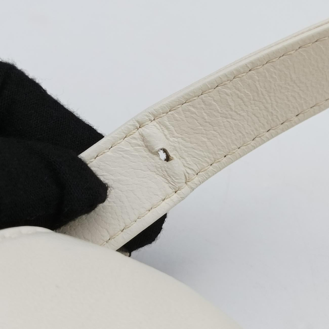 BaguetteWhitelambskin264242579-26424-008マンマバケットホワイトラムスキン264242579-26424-008