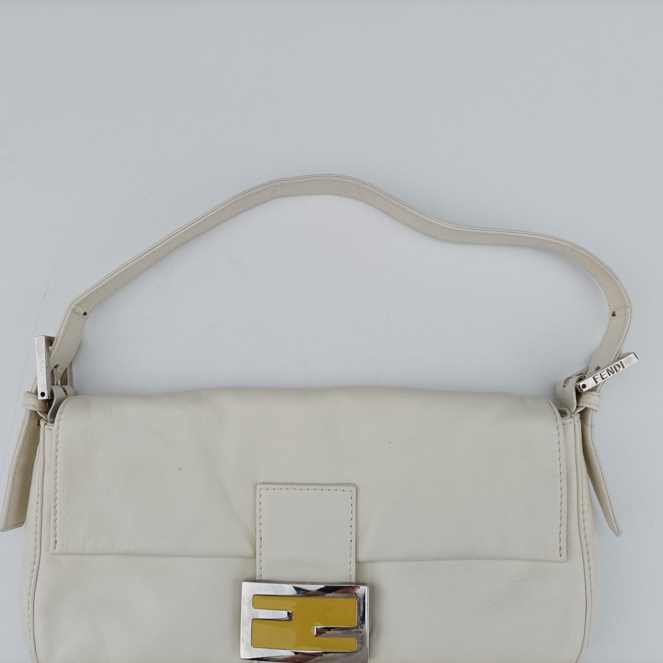 BaguetteWhitelambskin264242579-26424-008マンマバケットホワイトラムスキン264242579-26424-008