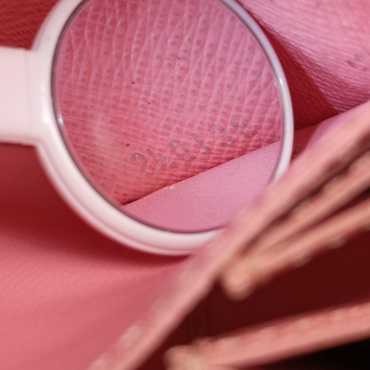 Portefeuille TwistPink x Red x BlackEpiM67227SP0136ポルトフォイユ ツイストピンクXレッドXブラックエピM67227SP0136