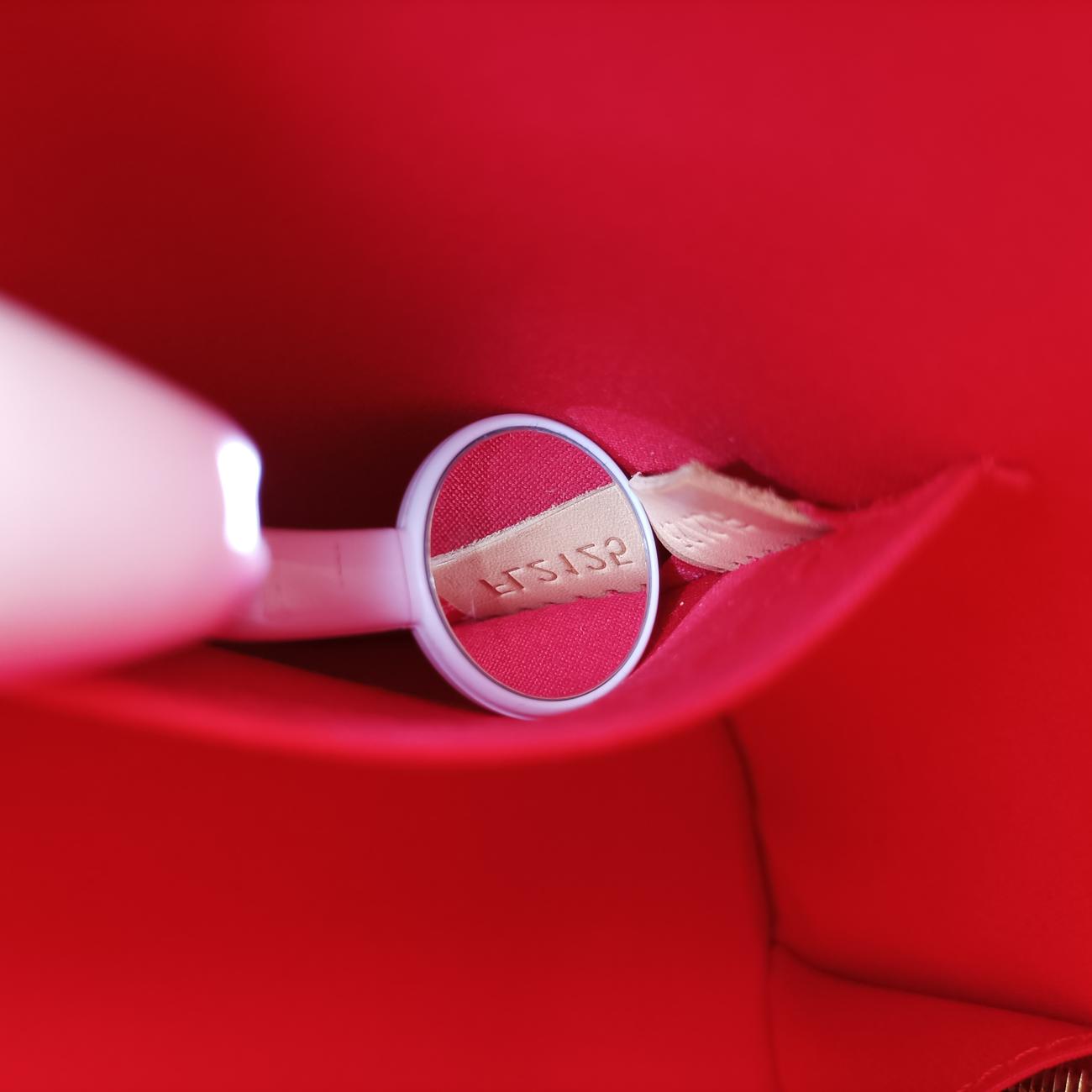 Alma PMpomme d'amourVernisM90096FL2125アルマPMポムダムールヴェルニM90096FL2125