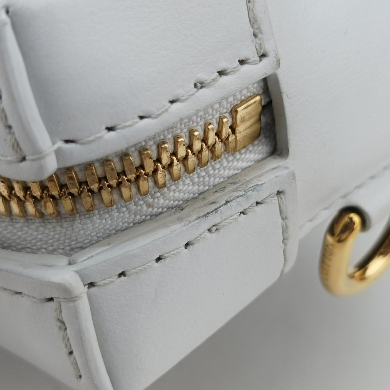 Soft Trunk Phone BoxBrown x WhiteMonogram Reverse CanvasM80102TJ4240 ICチップソフトトランク フォーンボックスモノグラム/ブラウン系× ホワイトモノグラムリバースキャンバスM80102TJ4240 ICチップ