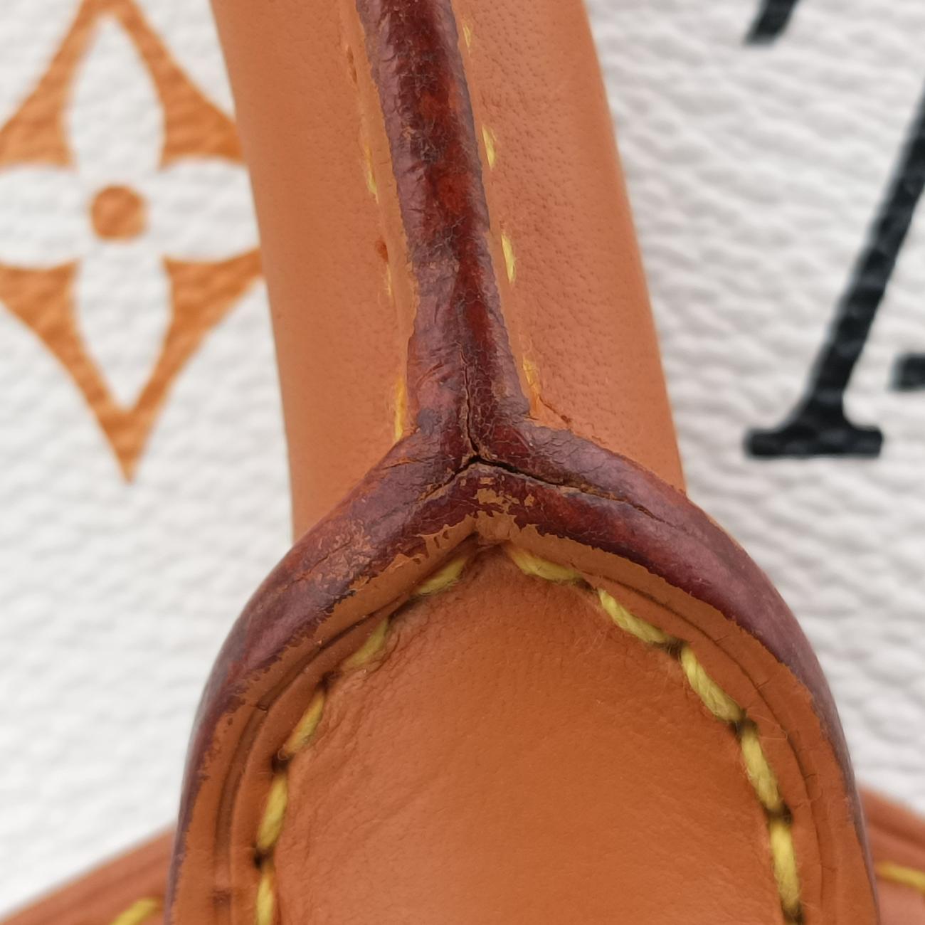 Alma PMwhiteMonogram MulticolorM92647FL0014アルマ PMブロンモノグラム マルチカラーM92647FL0014