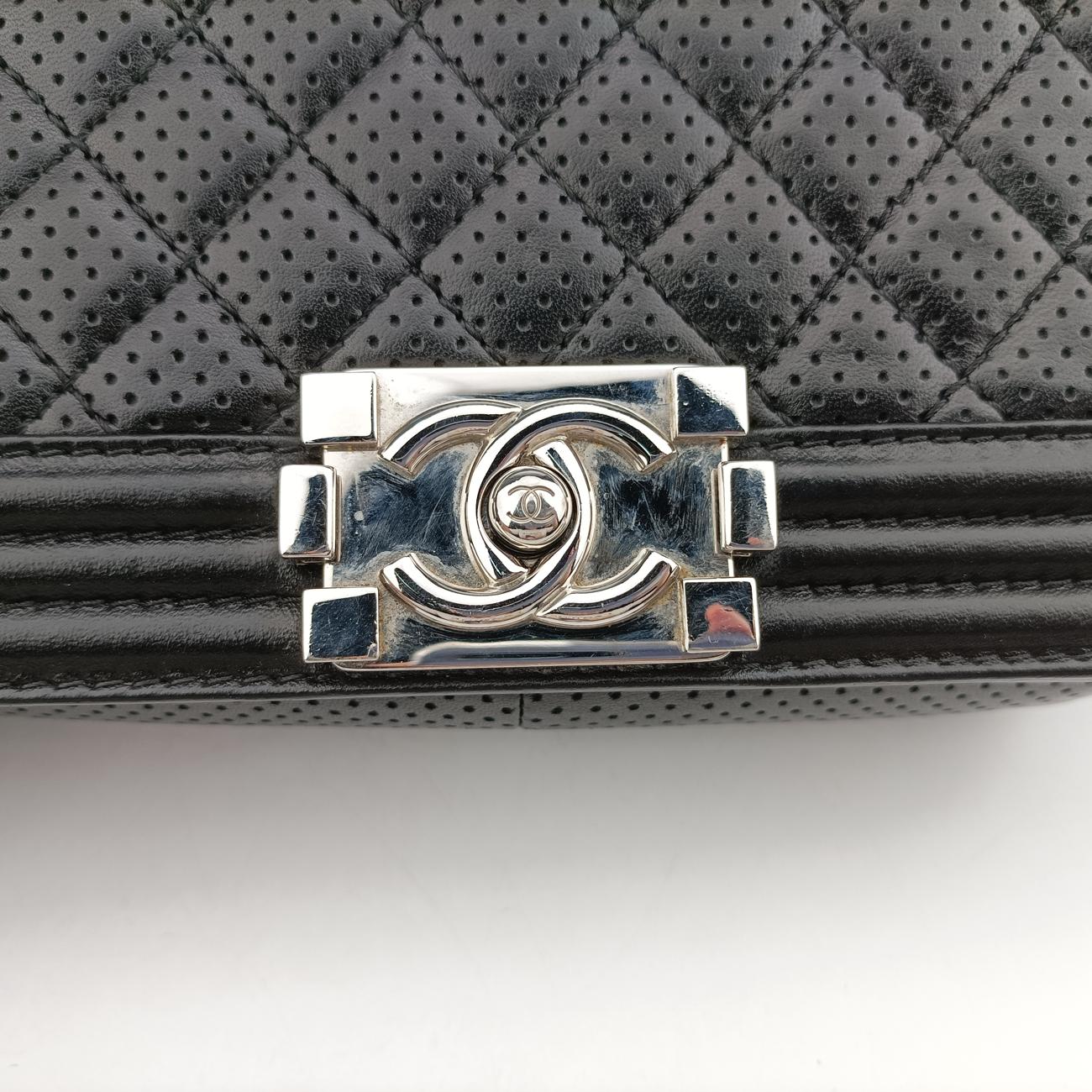 BOY CHANELBlacklambskinA6708619140188ボーイシャネルブラックラムスキンA6708619140188