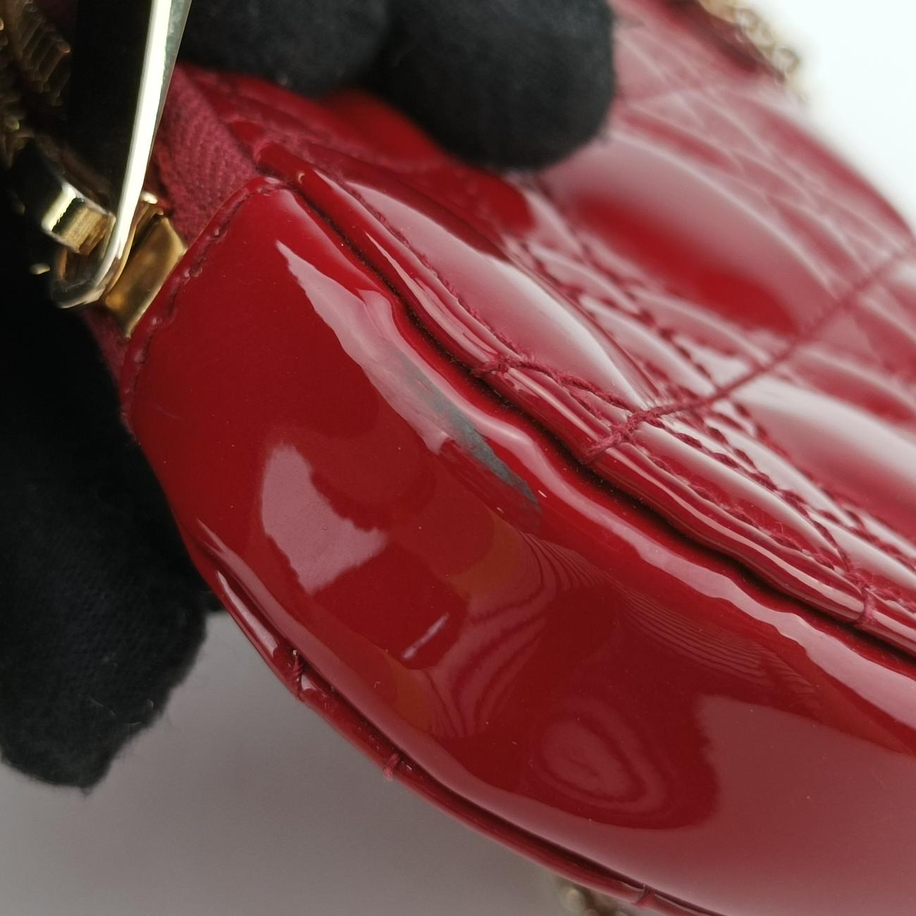 Lady Dior Cannage Phone HolderRedPatent56-MA-0261レディ ディオール カナージュ フォン ホルダーレッドパテント56-MA-0261