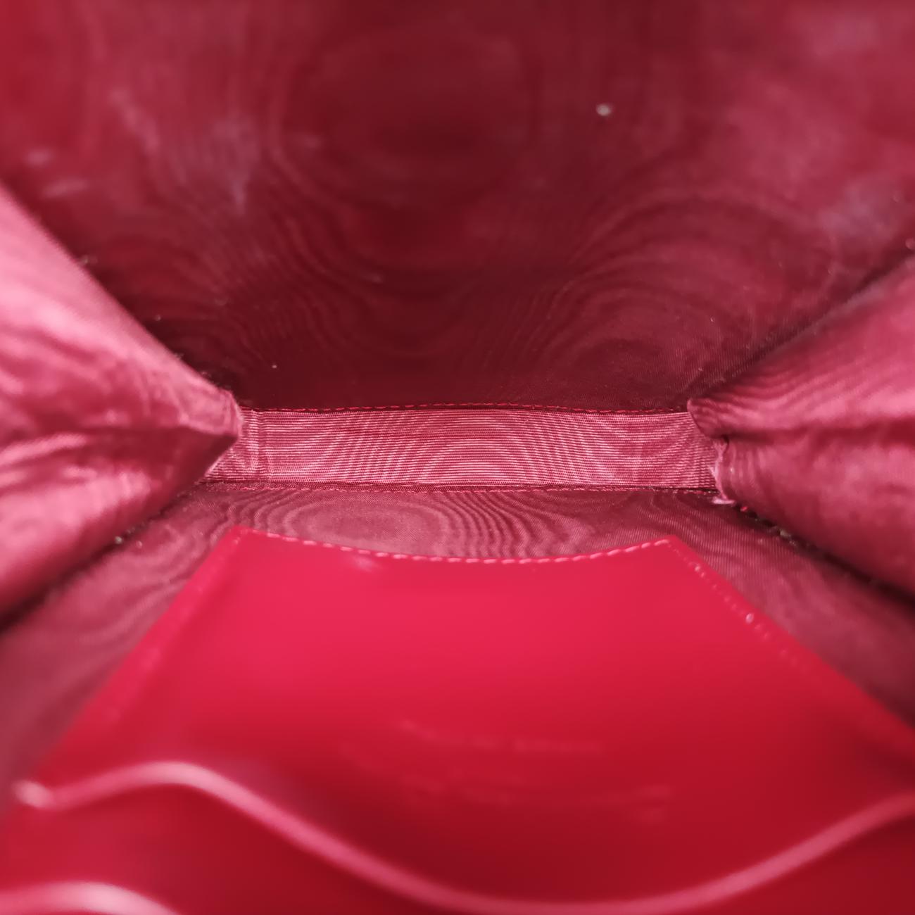 Lady Dior Cannage Phone HolderRedPatent56-MA-0261レディ ディオール カナージュ フォン ホルダーレッドパテント56-MA-0261