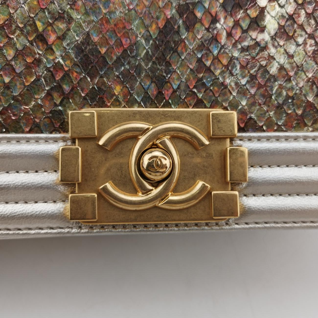 BOY CHANELMulticolourlambskin×snakeskinA6708623974838ボーイシャネルマルチカラーラムスキン×ヘビ革A6708623974838