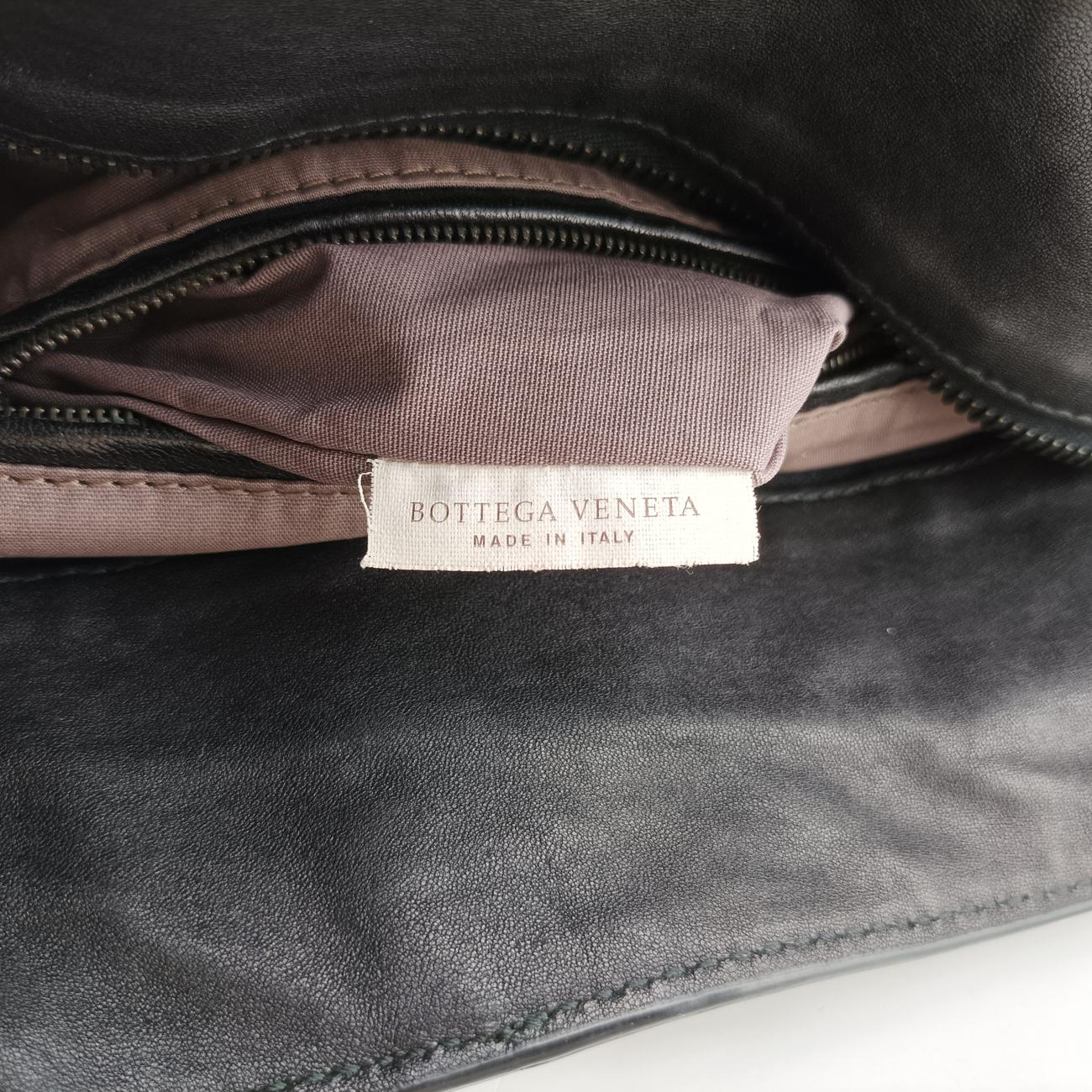 IntrecciatoBlack×GrayLambskinB03520022Zイントレチャートブラック×グレーラムスキンB03520022Z