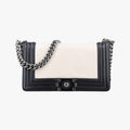 BOY CHANEL Black×white Leather 15641288ボーイシャネル ブラック×ホワイト レザー A66713 15641288