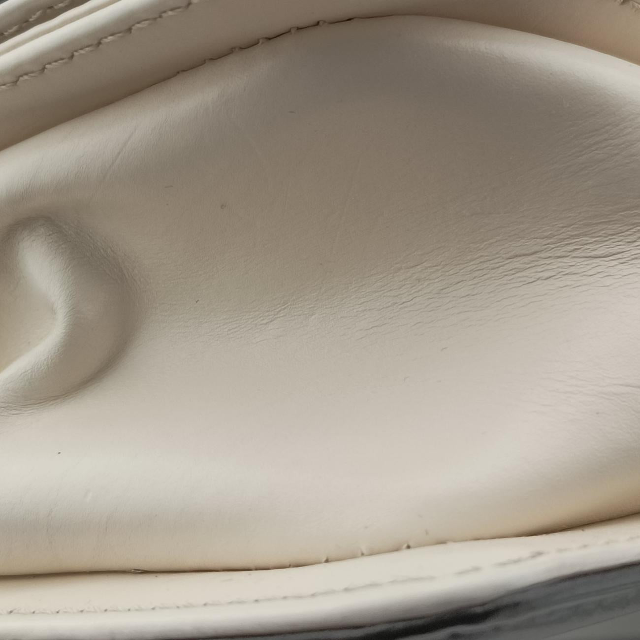 BOY CHANEL Black×white Leather 15641288ボーイシャネル ブラック×ホワイト レザー A66713 15641288