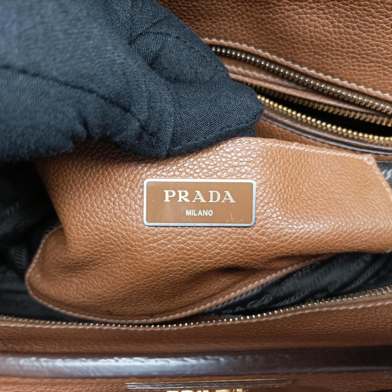 Triangle logoBrownLeatherBN2769158三角ロゴブラウンレザーBN2769158