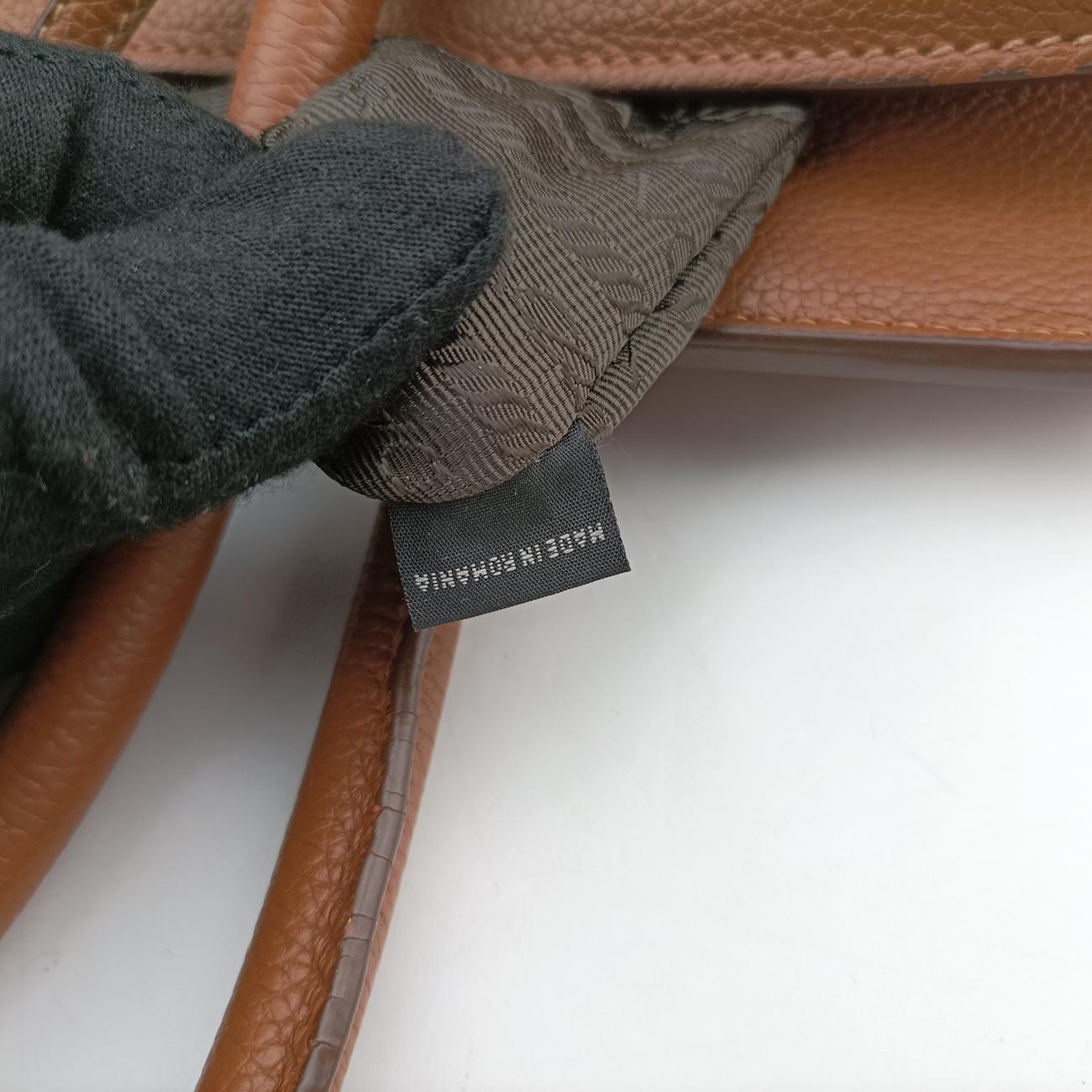 Triangle logoBrownLeatherBN2769158三角ロゴブラウンレザーBN2769158