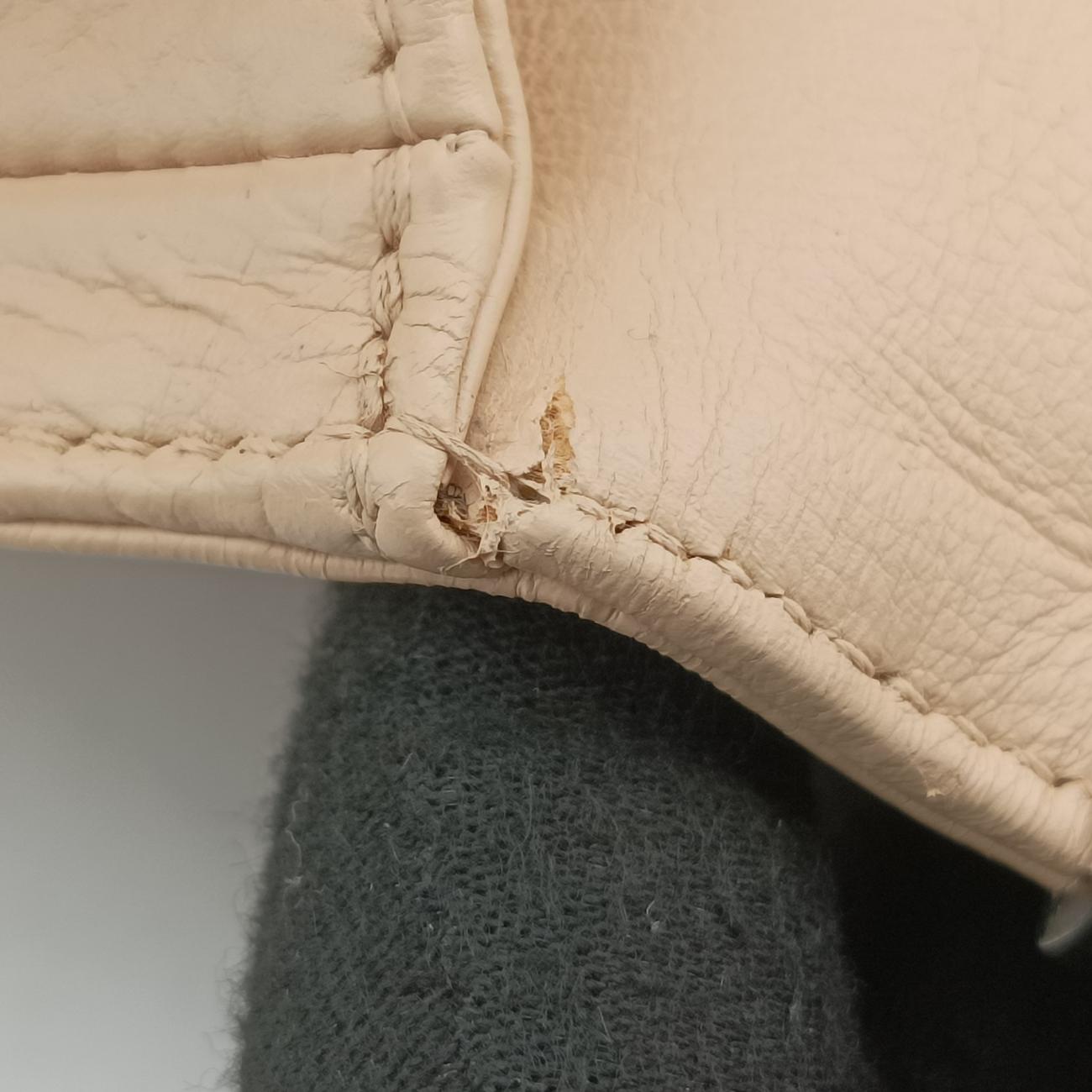 BOY CHANELBeigeLeatherA9210518989190ボーイシャネルベージュレザーA9210518989190