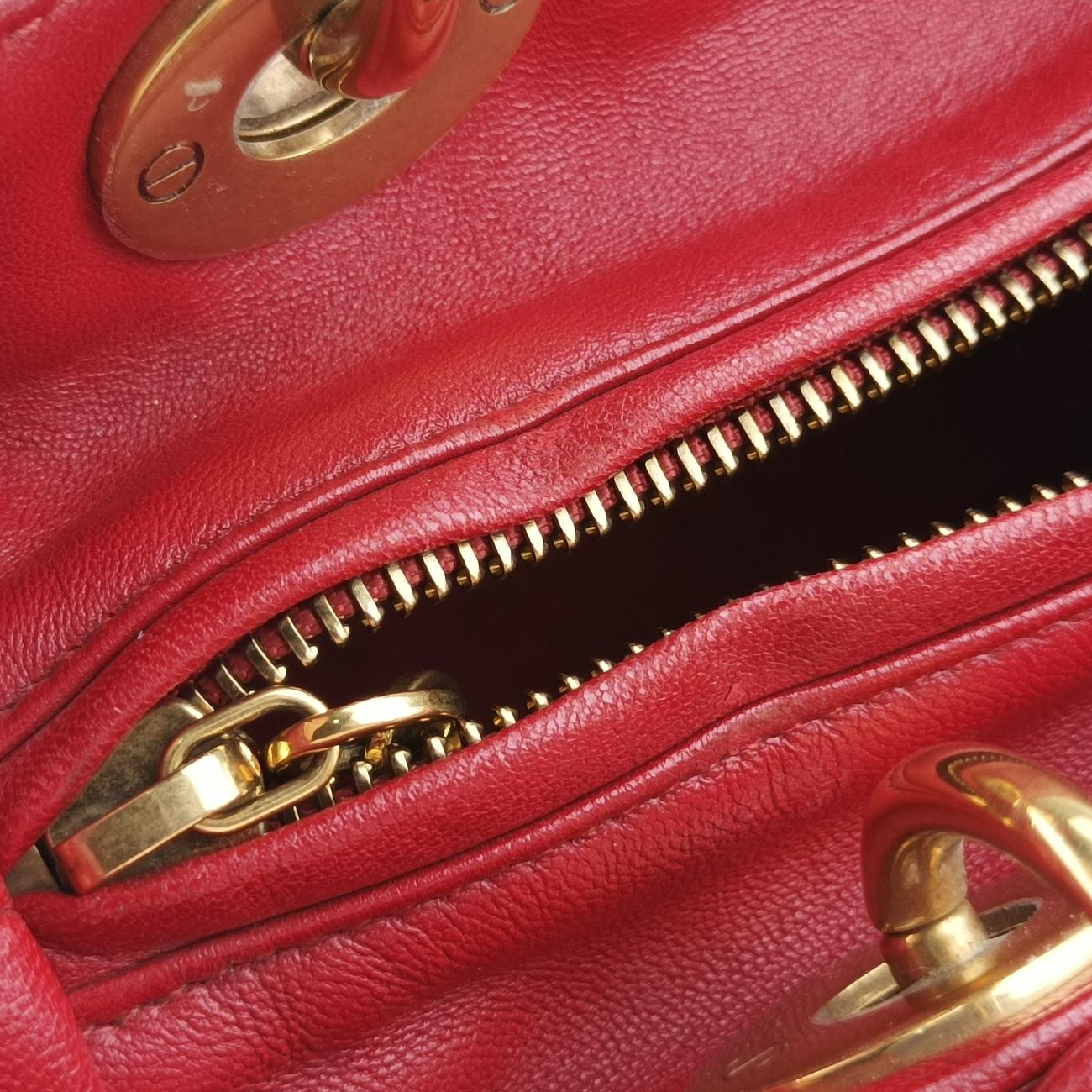Lady DiorRedlambskin16-BO-0127レディディオールレッドラムスキン16-BO-0127