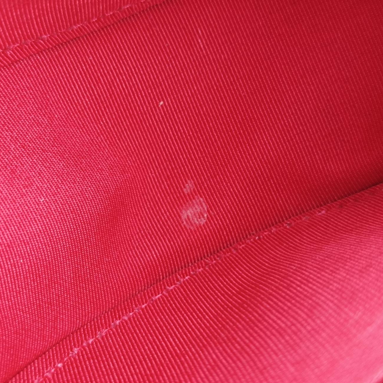 round as earth RibbonRedCaviar LeatherAP024529084335ロウンドアスアース リボンレッドキャビアスキンAP024529084335