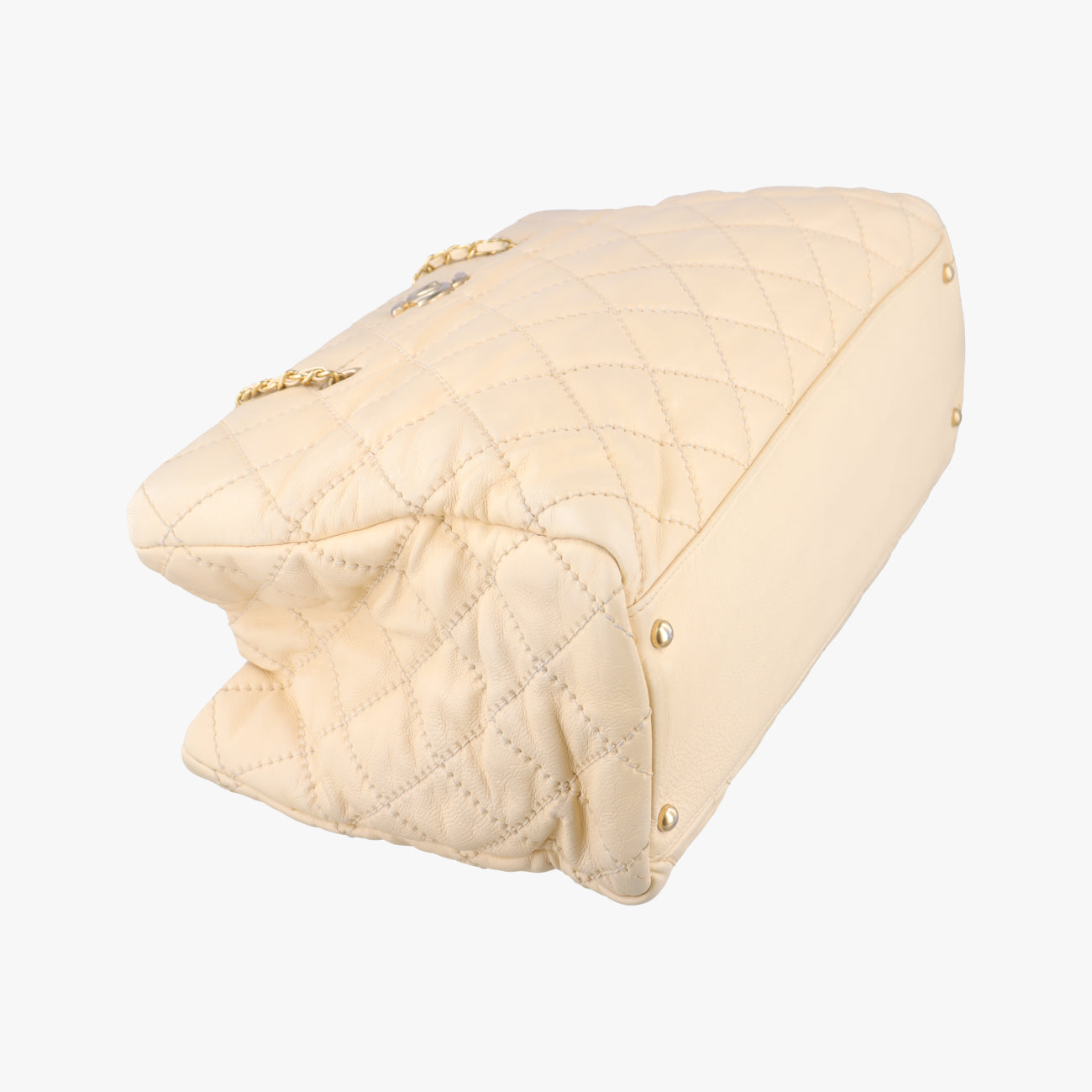 CC Crown ToteBeigelambskinA5027514693228マトラッセ CCクラウン トートベージュラムスキンA5027514693228