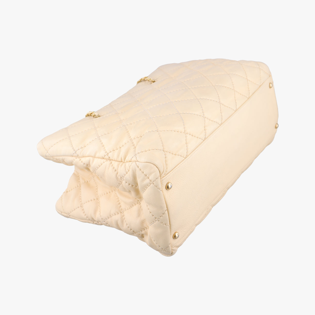 CC Crown ToteBeigelambskinA5027514693228マトラッセ CCクラウン トートベージュラムスキンA5027514693228