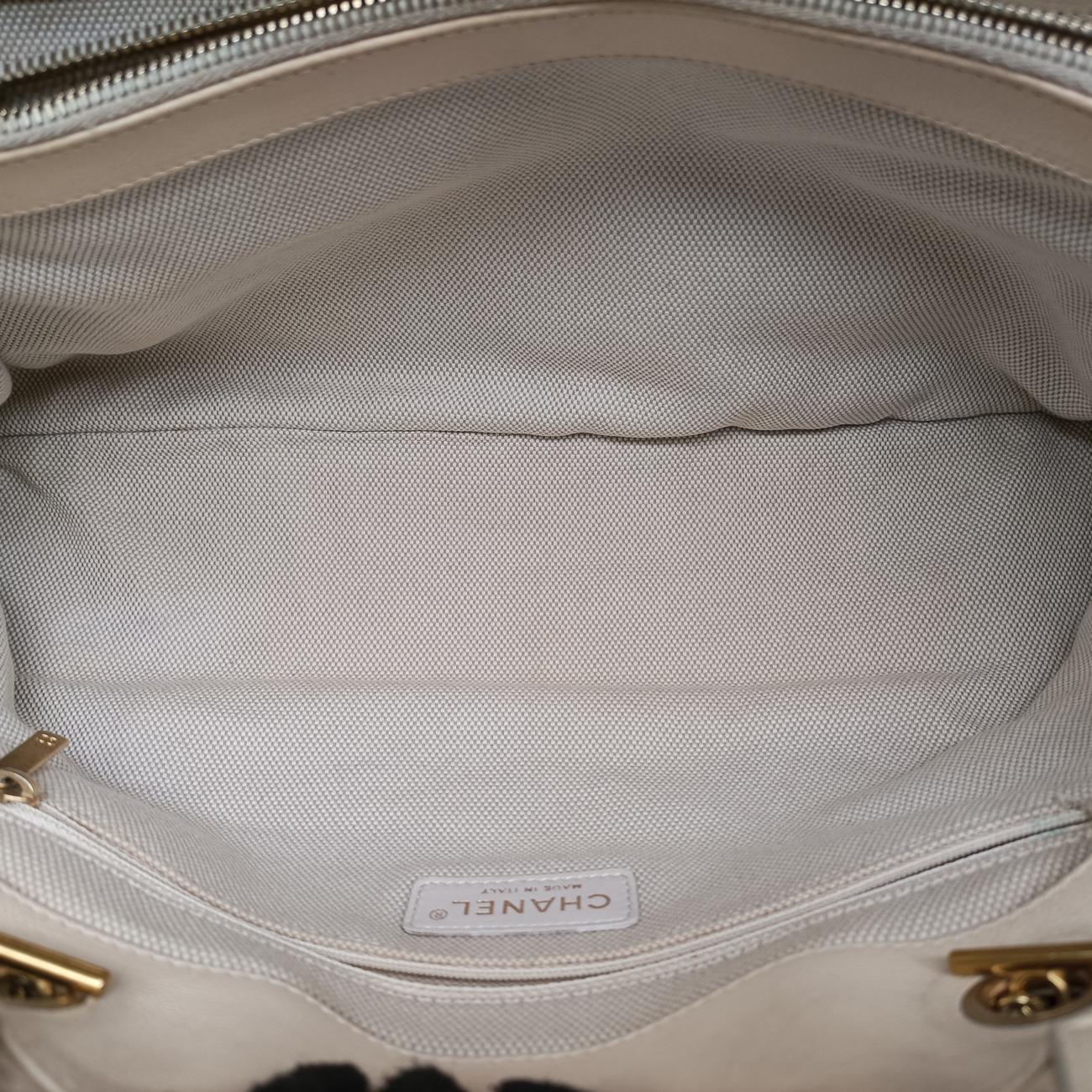 CC Crown ToteBeigelambskinA5027514693228マトラッセ CCクラウン トートベージュラムスキンA5027514693228