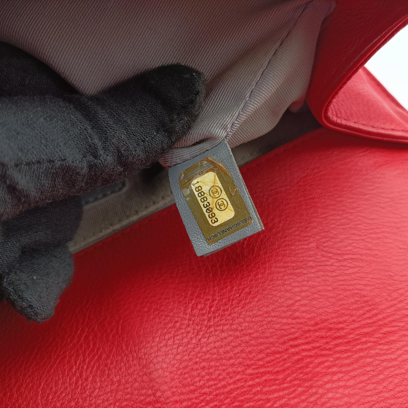BOY CHANEL Red Leather A92105 18883093ボーイシャネル レッド レザー A92105 18883093