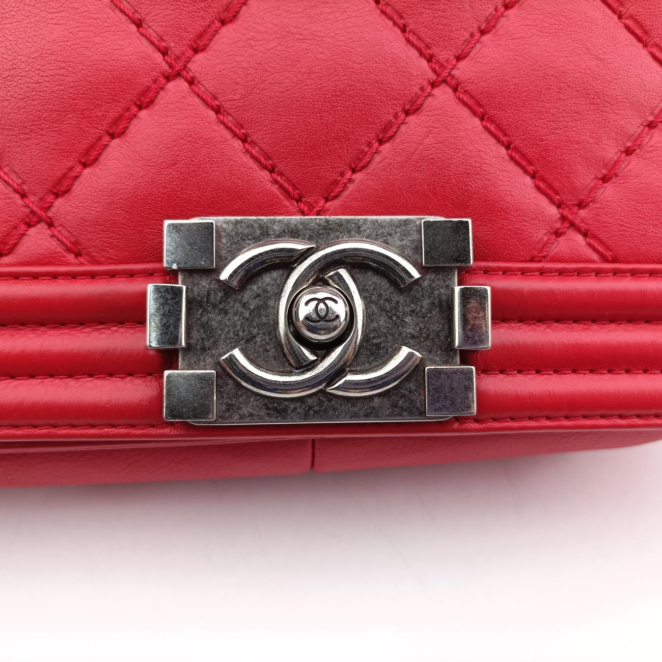 BOY CHANEL Red Leather A92105 18883093ボーイシャネル レッド レザー A92105 18883093