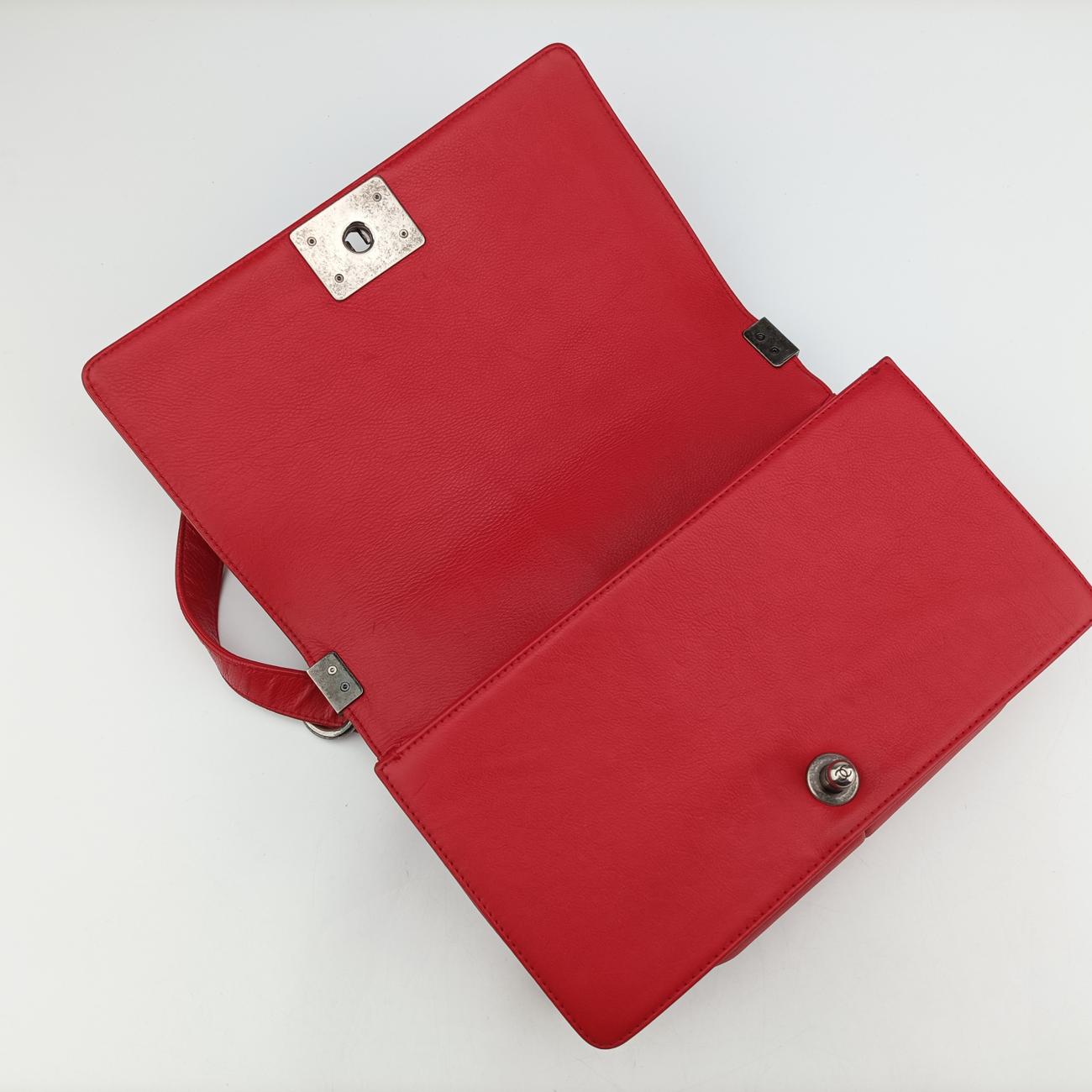 BOY CHANEL Red Leather A92105 18883093ボーイシャネル レッド レザー A92105 18883093