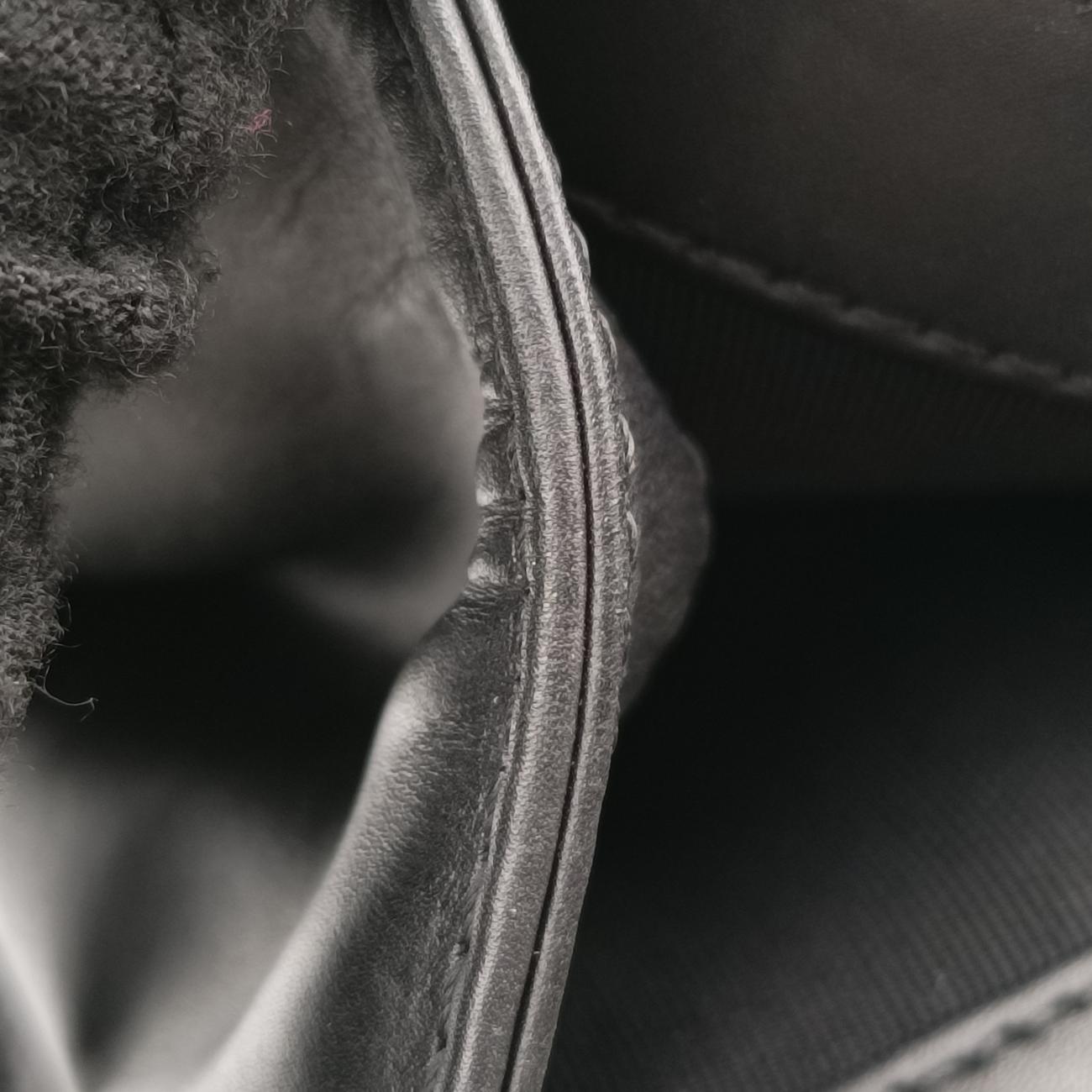 BOY CHANELBlackLeatherA6671115332938ボーイシャネルブラックレザーA6671115332938