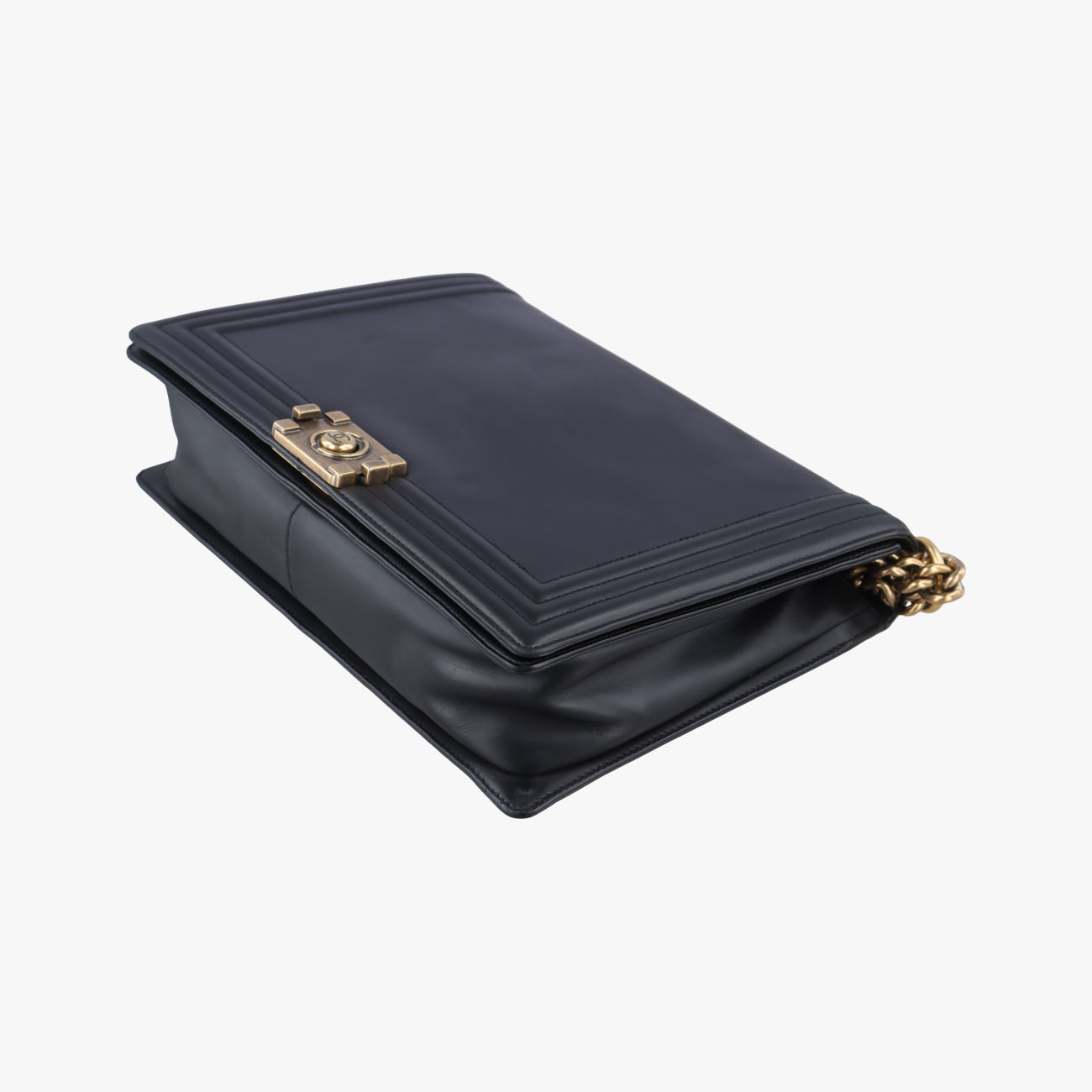 BOY CHANELBlackLeatherA6671115332938ボーイシャネルブラックレザーA6671115332938